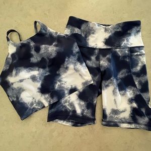 Old Navy Powersoft Long Line Sports Bra and Bike Shorts Set
